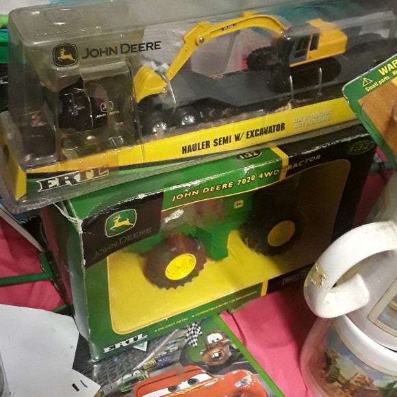 John Deere models - Picture 3 of 5